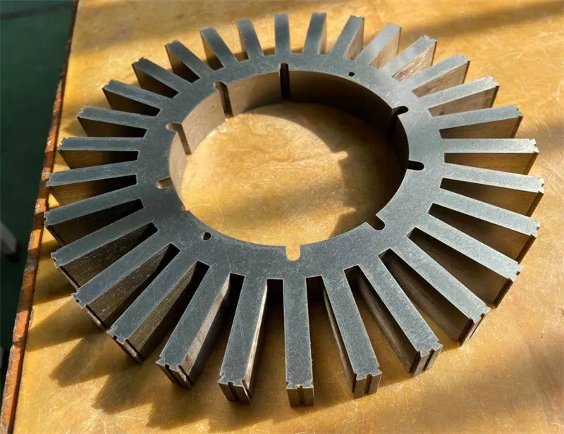 rygglakk, limingslakk, selvbindende motor Stator